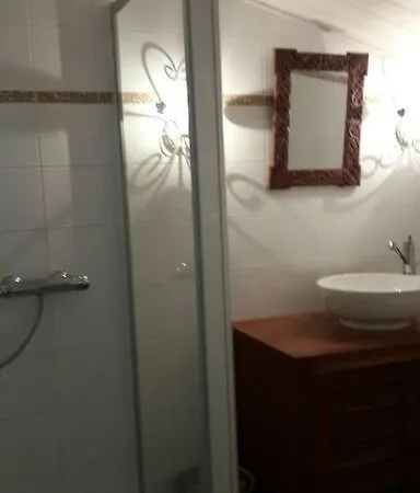 Maison Adorable, Avec Piscine, 15 Mn La Rochelle Prázdninový dům *